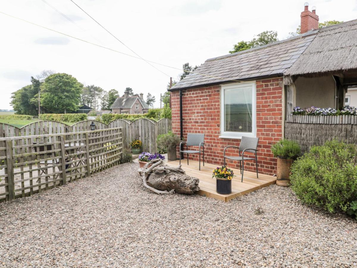 St Cuthbert'S Cottage Beal Eksteriør bilde